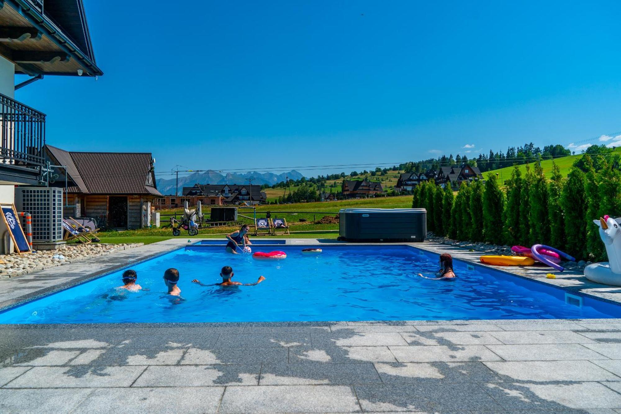 Aparthotel Rabian-Ski Zewnetrzny Basen Oraz Jacuzzi Z Podgrzewana Woda Sala Zabaw I Dmuchaniec Bialka Tatrzanska 外观 照片